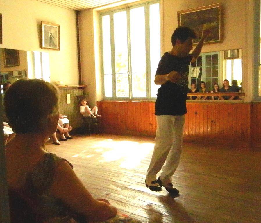 ecole-de-danse-de-salon-frederic-bense-paris-musique (13)